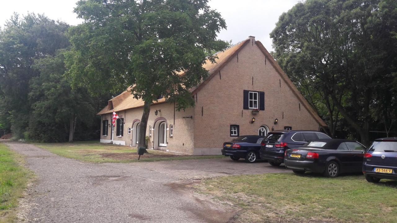 B&B Charming Farmhouse Prinsenbeek Zewnętrze zdjęcie